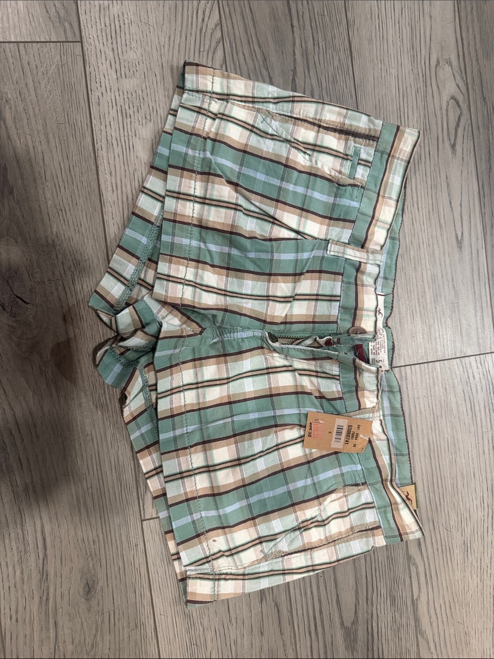 Hollister Plaid Shorts in Mint Green, Beige, Brown